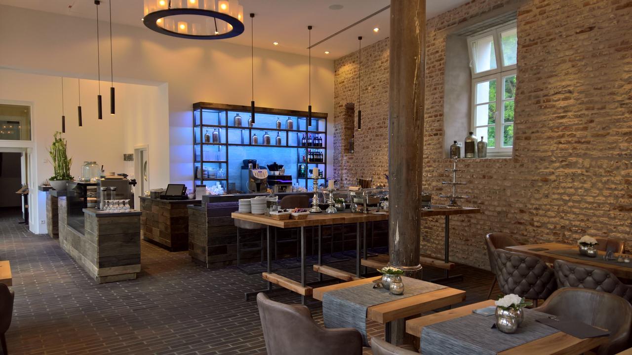 Hotel Schloss Dyck Jüchen 외부 사진